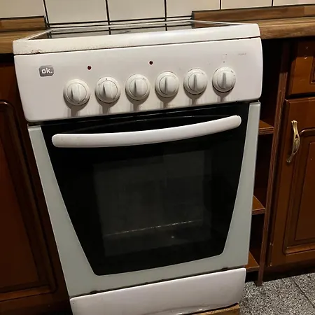 Monteurwohnung Mit Parkplätzen, Flexibler Check-in, Küche Und Smart Tv In Bad Sobernheim, Kreis Bad Kreuznach Apartment Bad Sobernheim