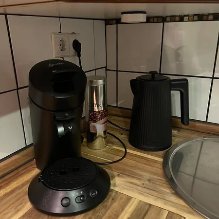 Apartment Monteurwohnung Mit Parkplätzen, Flexibler Check-in, Küche Und Smart Tv In Bad Sobernheim, Kreis Bad Kreuznach *
