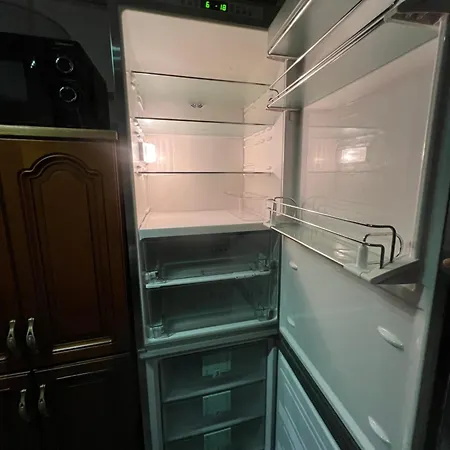 Apartment Monteurwohnung Mit Parkplätzen, Flexibler Check-in, Küche Und Smart Tv In Bad Sobernheim, Kreis Bad Kreuznach *