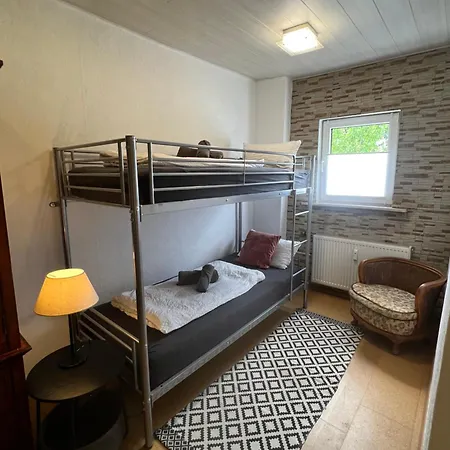 Apartment Monteurwohnung Mit Parkplätzen, Flexibler Check-in, Küche Und Smart Tv In Bad Sobernheim, Kreis Bad Kreuznach Bad Sobernheim