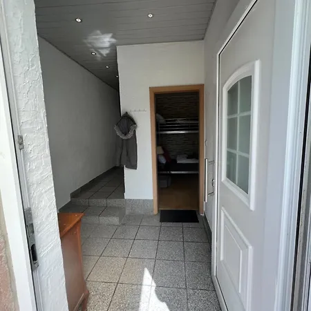 Monteurwohnung Mit Parkplätzen, Flexibler Check-in, Küche Und Smart Tv In Bad Sobernheim, Kreis Bad Kreuznach Bad Sobernheim